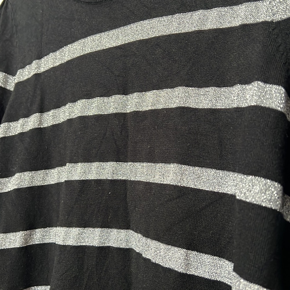 Torrid sweater - Picture 3 of 3